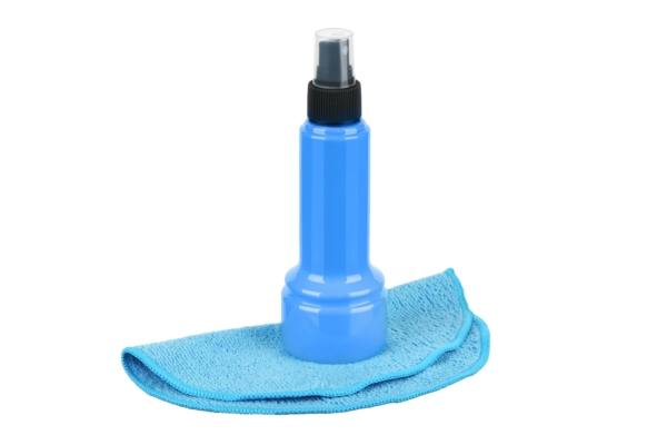 2E Violet cleaning kit — 150 ml liquid and round cloth