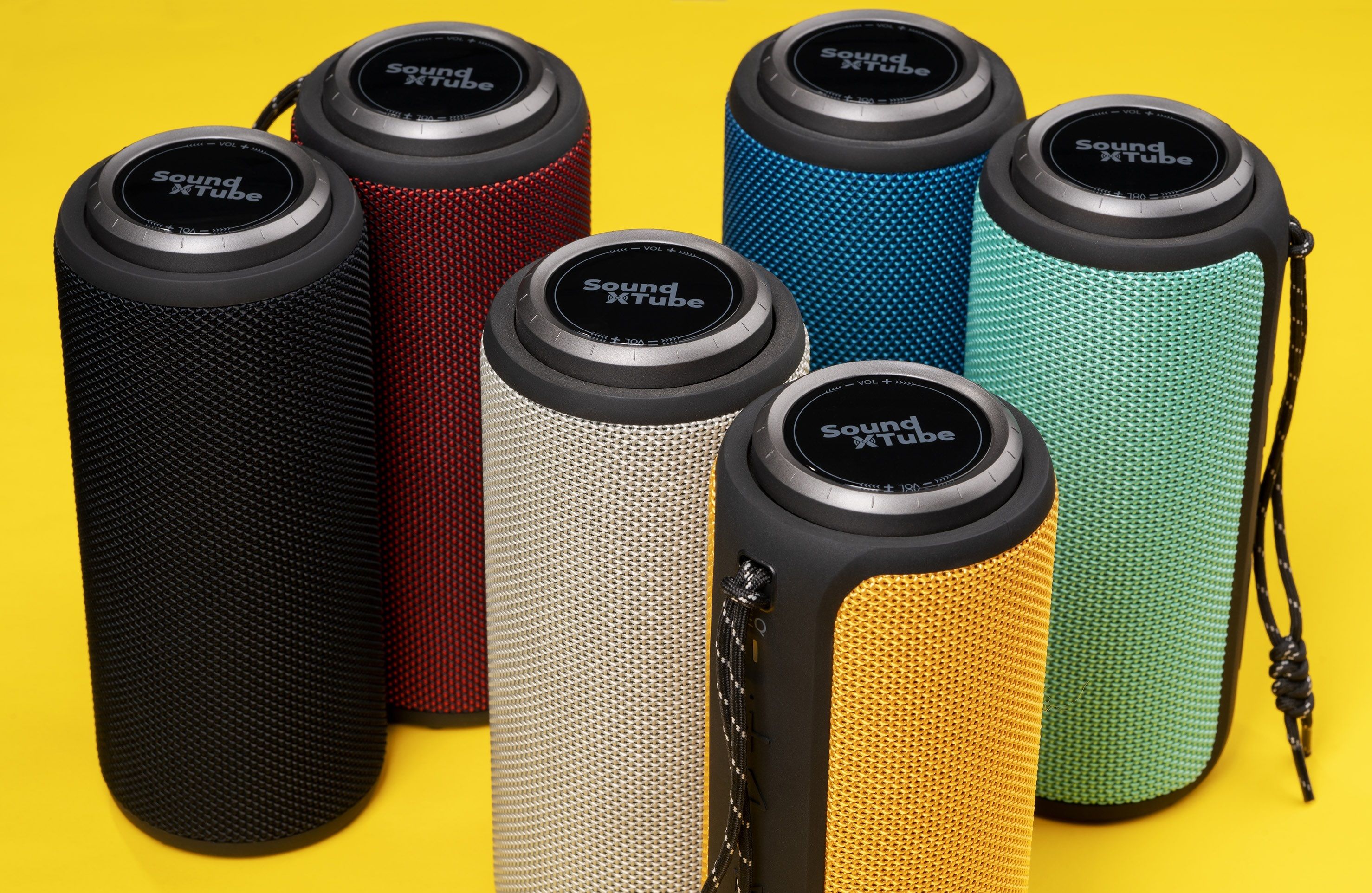 2Е SoundXTube – Portable Speaker for drive and party