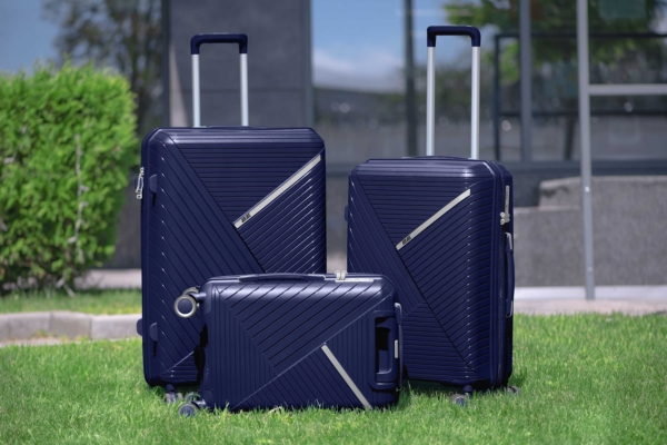 2E Plastic Suitcase, SIGMA, L, 4 Wheels, Navy Blue