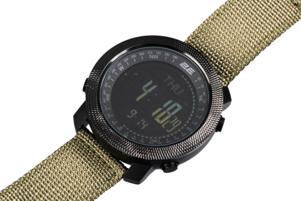 2E Tactical Trek Pro Black-Green tactical watch with compass, barometer and pedometer