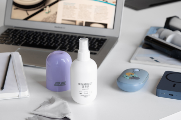2E Cleaning kit PILL for office equipment (liquid 140ml, whipe 20cm), white-lilac