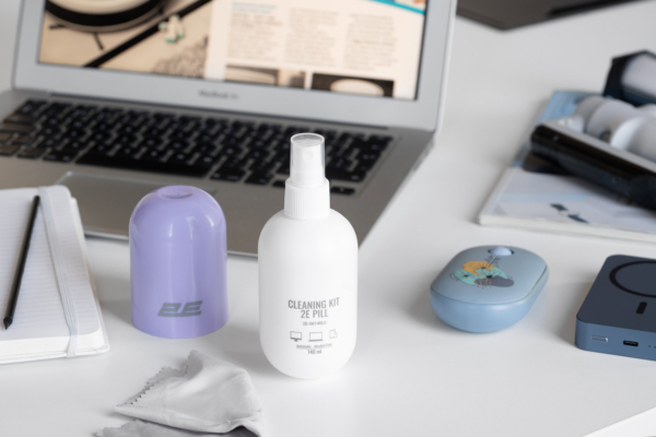 2E Cleaning kit PILL for office equipment (liquid 140ml, whipe 20cm), white-lilac