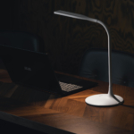 2E Table Lamp with battery 7W 3000K 4000K 5700K 2200mAh USB-A white