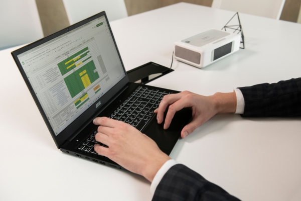 2E Ноутбук Imaginary 15.6″ FHD IPS AG, Intel i7-1255U, 32GB, F1TB, UMA, Win11, Чорний